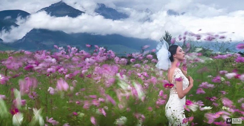 Siga aquele link –> Moda noiva nos confins da China